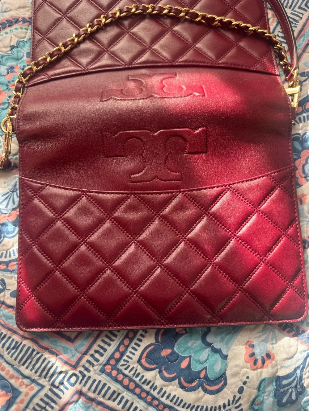 Tory Burch Quilted Leather Savannah Chain Shoulder Bag in Burgundy